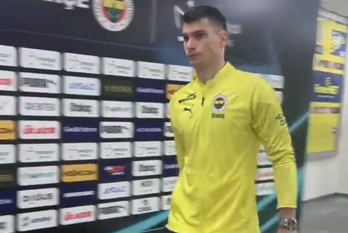 Turski raj se pretvarao u pakao: Livaković "razapet", Hrvat ponižen kao nikad u karijeri! Turski raj se pretvarao u pakao: Livaković "razapet", Hrvat ponižen kao nikad u karijeri!