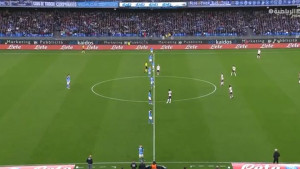 Ovo još nismo vidjeli: Nevjerovatna taktika igrača Napolija kod početnog udarca na meču