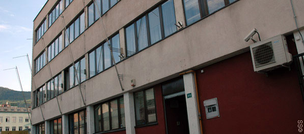 Dnevnice, dugovi i blokiran račun