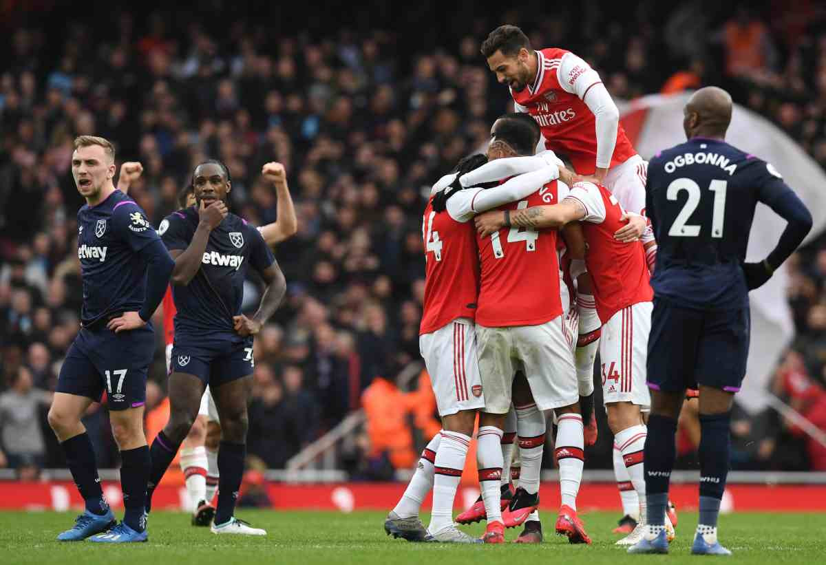 Stigla zvanična potvrda: Igrači i stručni štab Arsenala prihvatili smanjenje plate