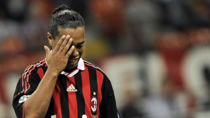 Legendarni Ronaldinho je molio protivnika da prestane: "Evo ti dres, samo me ne udaraj više"