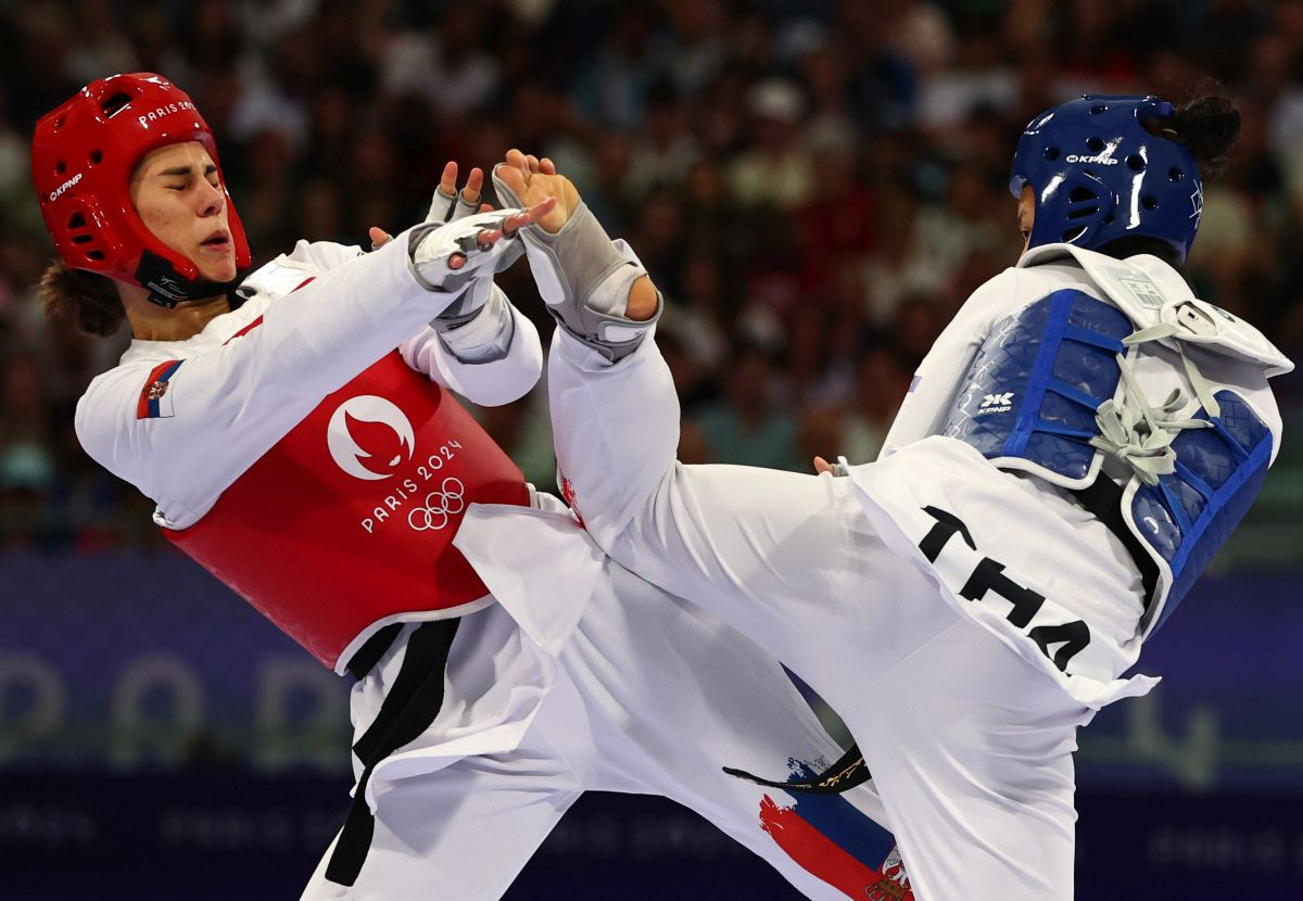 Kakav dan za Srbiju: Nakon vaterpolista i Aleksandra Perišić osigurala olimpijsku medalju Kakav dan za Srbiju: Nakon vaterpolista i Aleksandra Perišić osigurala olimpijsku medalju