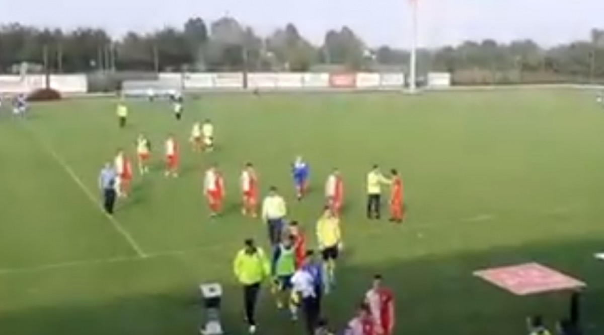 Nenad Lalatović ne miruje: Napravio je pravi šou u prijateljskoj utakmici Nenad Lalatović ne miruje: Napravio je pravi šou u prijateljskoj utakmici