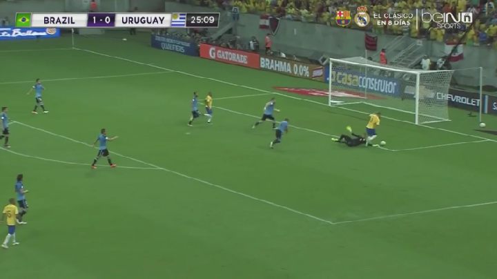Brazilski napadač jednim potezom osramotio golmana