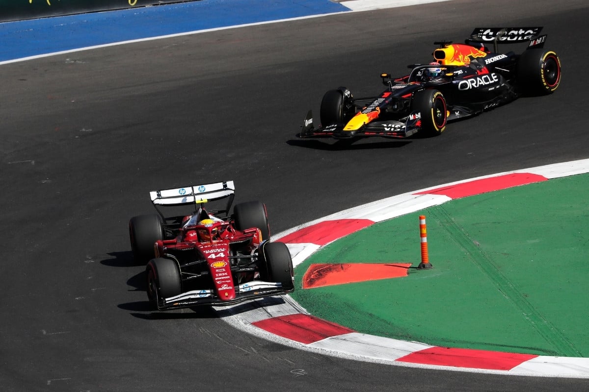 Objašnjeno: Zašto je Lewis Hamilton kažnjen, a Max Verstappen nije?