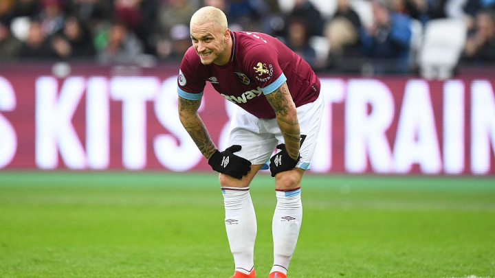 Arnautović ostao bez transfera u Kinu, pa ga West Ham kaznio sa 226.000 funti
