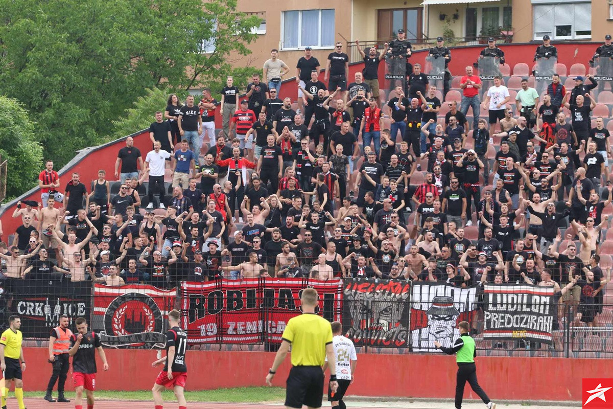 Dlanovima i grlima: NK Čelik ima gromoglasnu podršku na gostovanju kod FK Sloboda