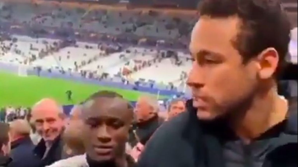 Navijač kojeg je udario Neymar strahuje za život: "Prijete mi, nisam izašao iz kuće 7 dana"