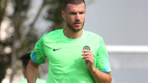 Zviždali su mu na Olimpicu, a on im sada uzvratio ovako: Džeko oduševio navijače Rome