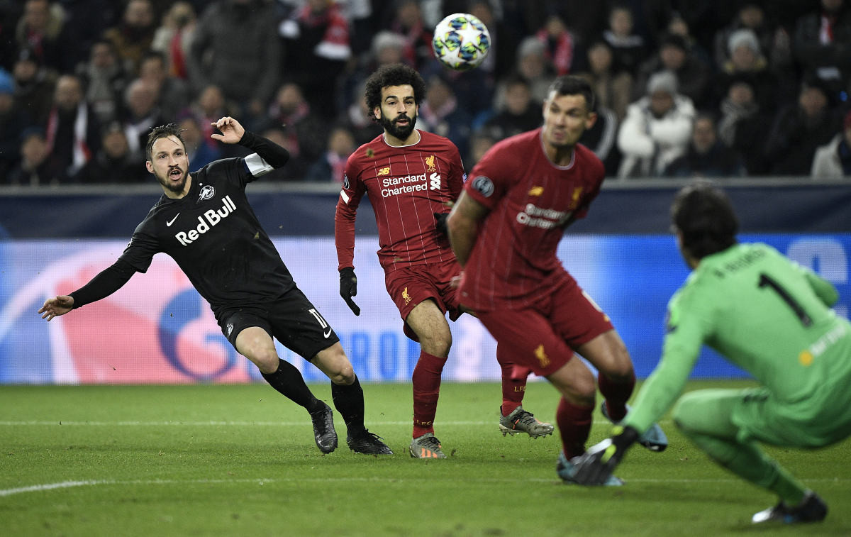 Liverpool se ispromašivao u Salzburgu, ali s dva gola prošao u osminu finala