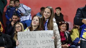 Mahmiću, večeras imaš poseban zadatak: Djevojka poslala jasnu poruku Zmaju