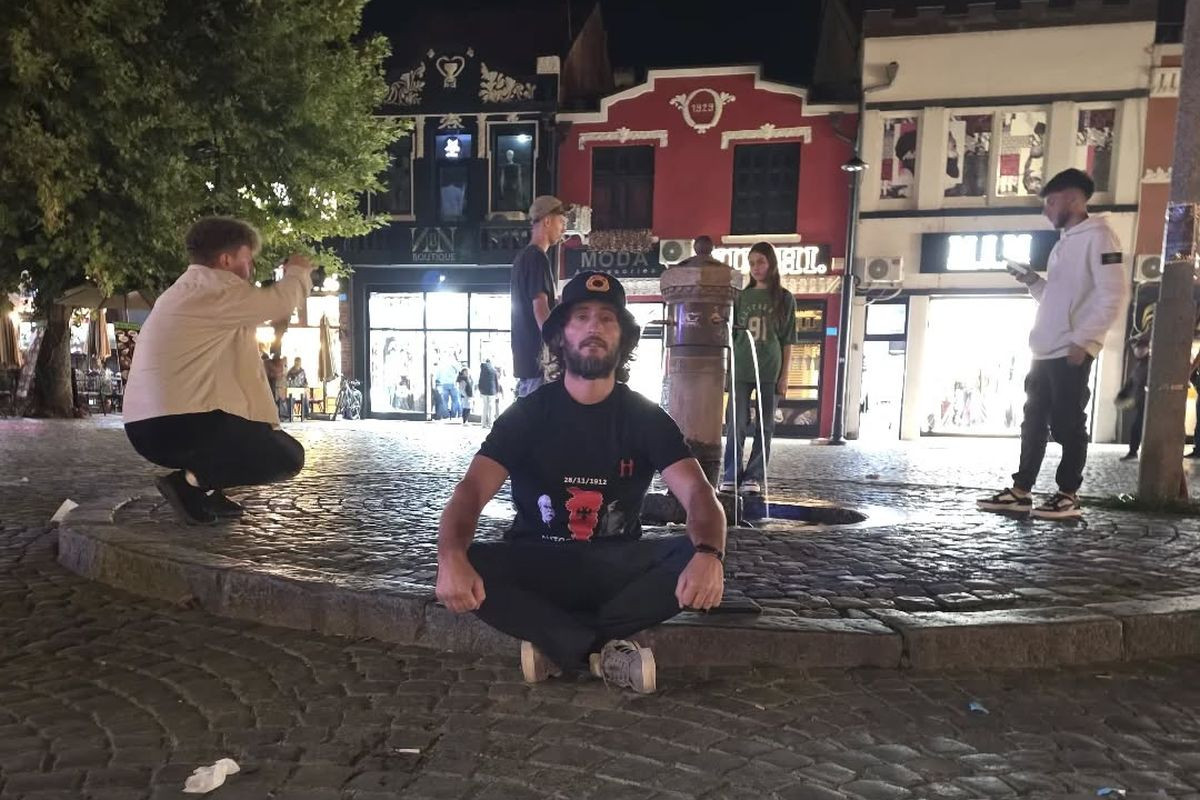 Prije 11 godina pustio je dron u Beogradu, a večeras je ujeo Srbiju za srce: "Glavni grad Albanije" Prije 11 godina pustio je dron u Beogradu, a večeras je ujeo Srbiju za srce: "Glavni grad Albanije"