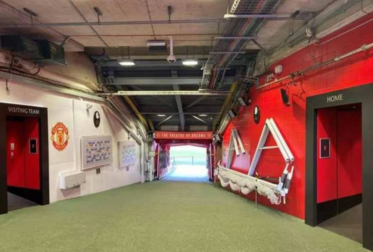 Renoviranje završeno: Manchester United očajni tunel na Old Traffordu pretvorio u svemirski brod