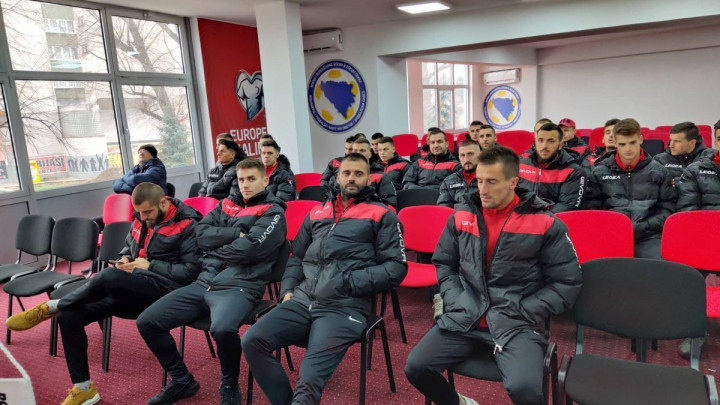 Poznat spisak igrača NK Čelik koji putuju na pripreme u Tursku