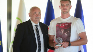 Mulahusejnoviću uručen trofej za najboljeg strijelca Prve lige Slovenije