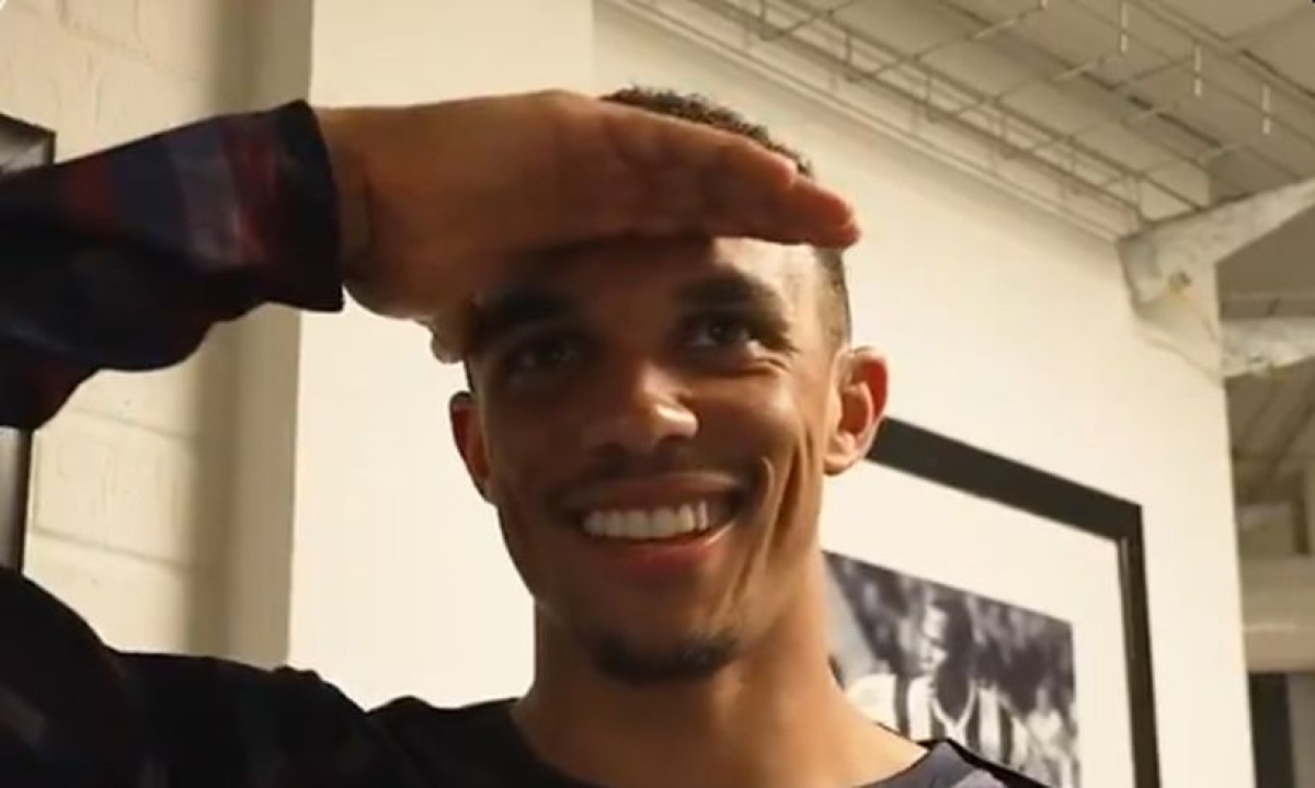 Alexander-Arnold otkrio šta ga je Grealish pitao nakon pobjede protiv BiH: "Neka sam pogleda snimak"