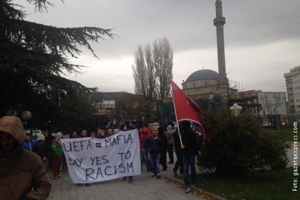 Albanski navijači bijesni na UEFA-u: NE rasizmu? Smiješno!