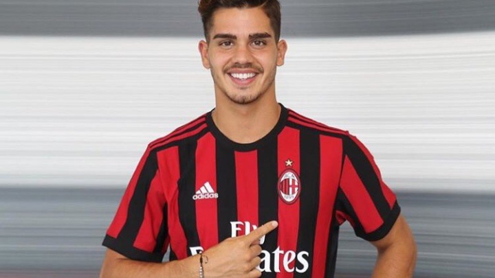 Zvanično: Silva potpisao za Milan