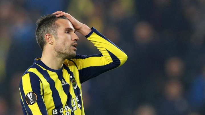 Van Persie se vraća kući, sutra na ljekarskim pregledima