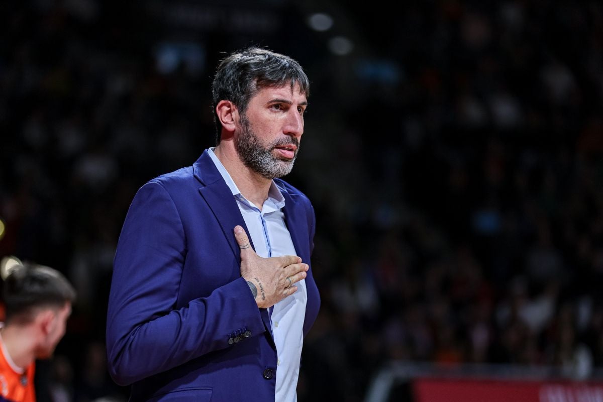Šok za favorita EuroBasketa! Selektor završio u bolnici, na klupi će ga zamijeniti Bosanac! Šok za favorita EuroBasketa! Selektor završio u bolnici, na klupi će ga zamijeniti Bosanac!