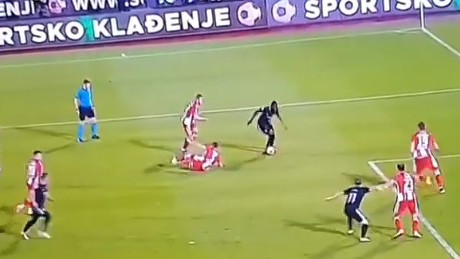 "Halo, ortopedija, jeste li mu sastavili kičmu?"
