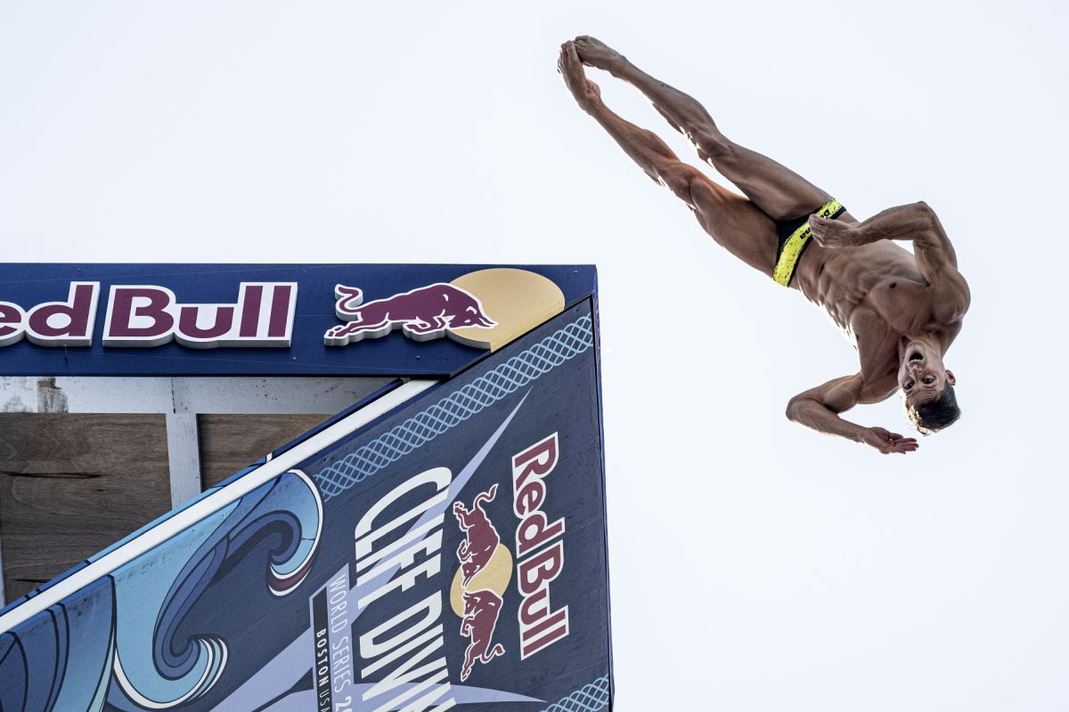 Boston se priprema za jubilarnu 100. stanicu Red Bull Cliff Diving Svjetske serije Boston se priprema za jubilarnu 100. stanicu Red Bull Cliff Diving Svjetske serije