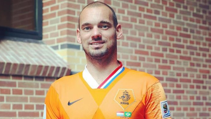 Holanđani su Sneijderu uručili najorginalniji poklon ikad