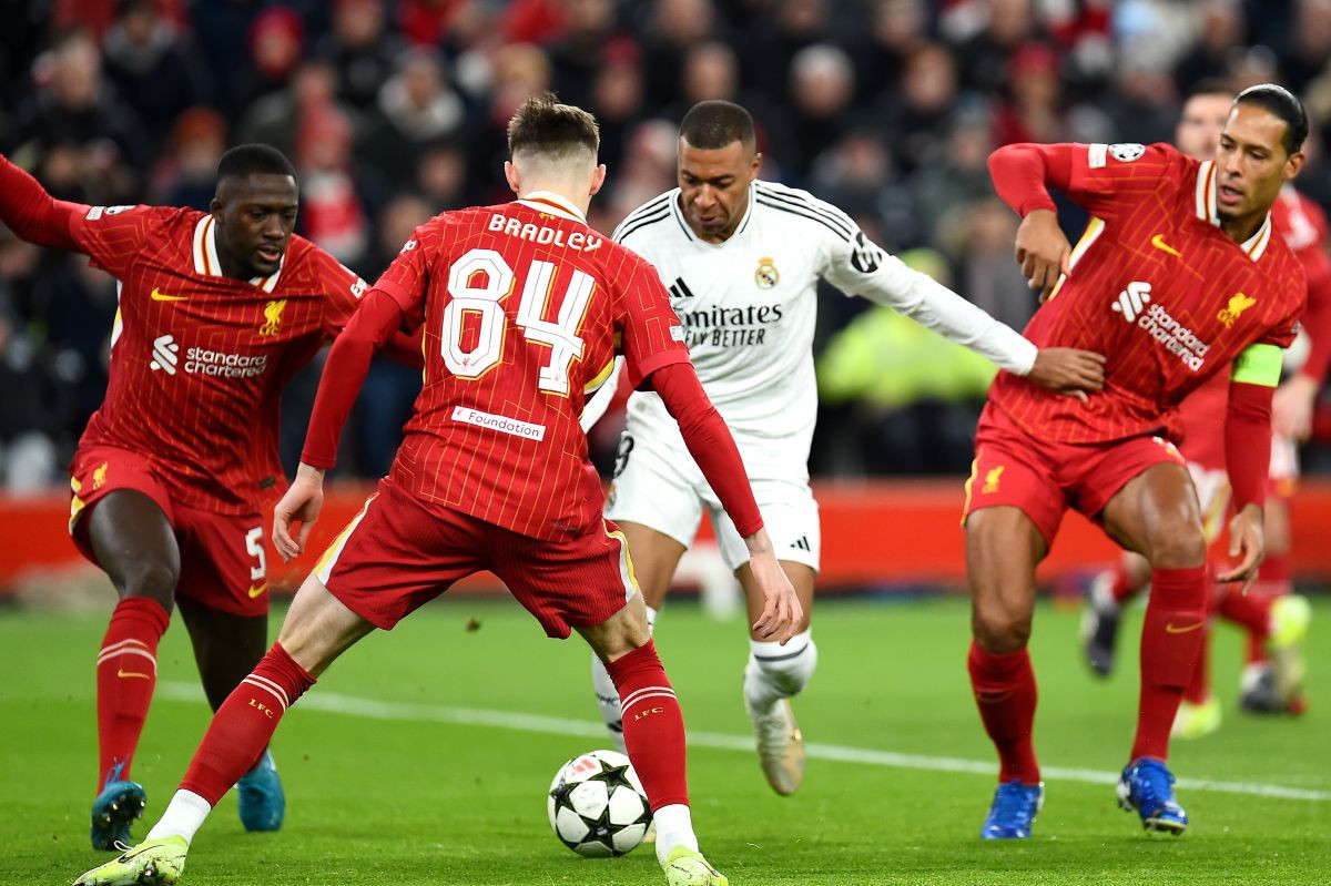 Kreće nezapamćen sukob u svijetu fudbala, Liverpool saznao šta im Real radi iza leđa! Kreće nezapamćen sukob u svijetu fudbala, Liverpool saznao šta im Real radi iza leđa!