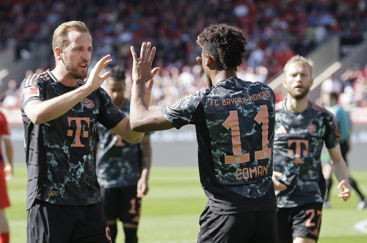 Bayern Minhen "razbio" Heidenheim i hita ka tituli, Gigović odigrao svih 90 minuta Bayern Minhen "razbio" Heidenheim i hita ka tituli, Gigović odigrao svih 90 minuta