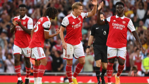Arsenal igra šampionski: Preokret protiv Fulhama za četiri od četiri i prvo mjesto na tabeli