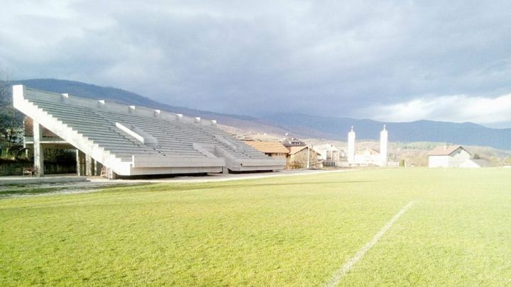 Izgrađena tribina na stadionu u  Novom Travniku