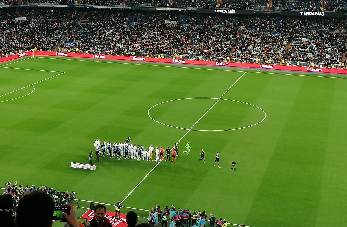 Oko 60.000 navijača na stadionu Santiago Bernabeu "presudilo" Baleu 