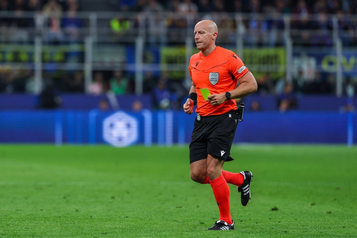 Barcelona napada sudiju Marciniaka, on 'bježi' u Albaniju! "UEFA ovo mora istražiti" Barcelona napada sudiju Marciniaka, on 'bježi' u Albaniju! "UEFA ovo mora istražiti"
