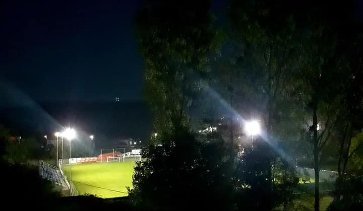 Zasijali reflektori na još jednom stadionu u BiH! Zasijali reflektori na još jednom stadionu u BiH!