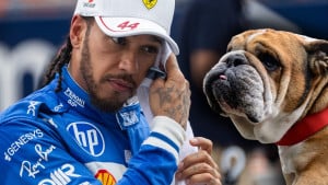 Lewis Hamilton zatražio molitve fanova zbog njegovog psa Roscoea