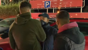 Osiguranje odvajalo navijače od Luisa Suareza na parkingu