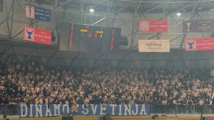 Navijači Dinama večeras u Zagrebu pokazali ko su i šta su, o ovim scenama svi pričaju