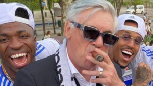 Fotografija koja će postati ikonska u Madridu: Ancelotti je objasnio kako je nastala