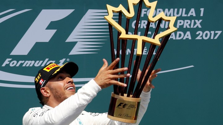 Hamilton: Zadali smo veliki udarac Ferrariju