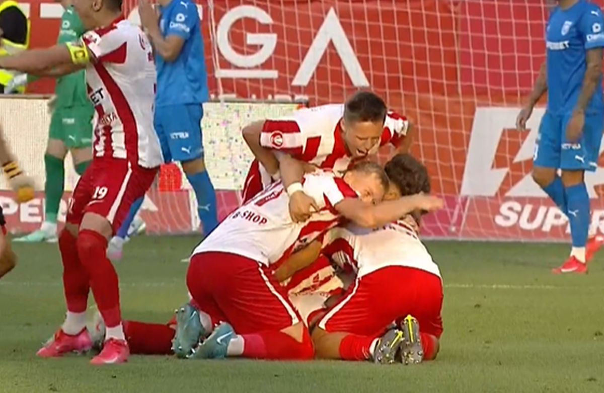 Kakva ludnica u Rumuniji: Craiova imala prednost od 3 razlike, pa u 113. minuti ispustila pobjedu! Kakva ludnica u Rumuniji: Craiova imala prednost od 3 razlike, pa u 113. minuti ispustila pobjedu!