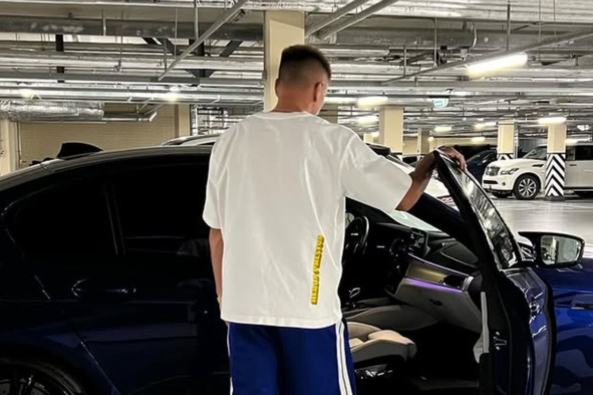 Reprezentativca pokušali oteti usred bijela dana, oglasio se i menadžer bivšeg igrača Zvezde Reprezentativca pokušali oteti usred bijela dana, oglasio se i menadžer bivšeg igrača Zvezde