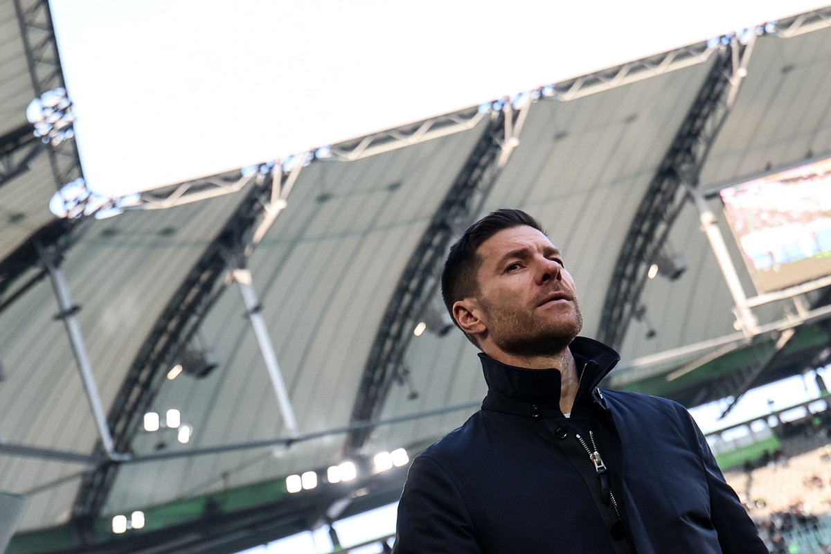 Alonso još nije ni sjeo na klupu Real Madrida, a već je poznato ko će imati dosta veću ulogu u ekipi Alonso još nije ni sjeo na klupu Real Madrida, a već je poznato ko će imati dosta veću ulogu u ekipi