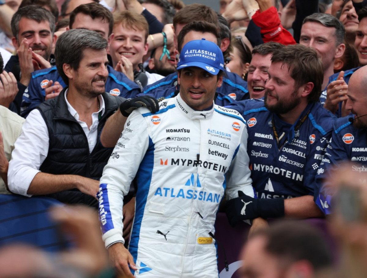 Sainz otkrio ključan razlog prelaska u Williams: Sve se vrti oko Mercedesa Sainz otkrio ključan razlog prelaska u Williams: Sve se vrti oko Mercedesa