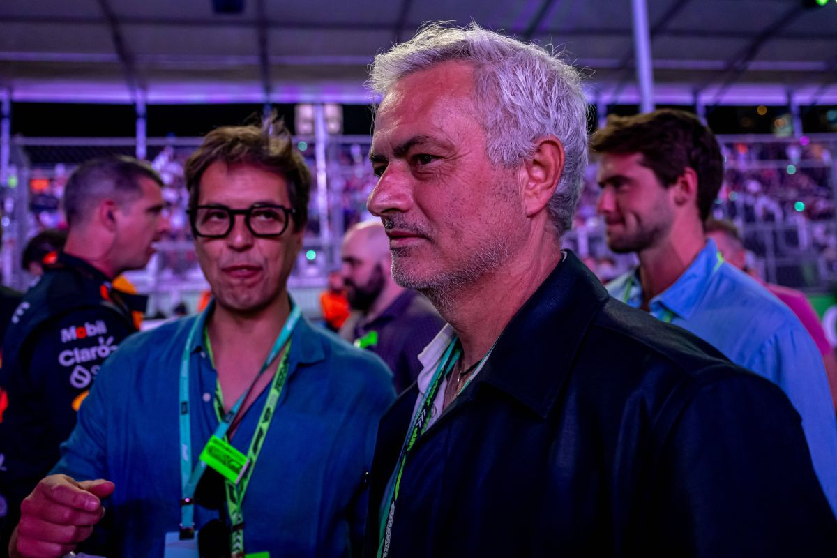 Ovo niko nije očekivao: Jose Mourinho prihvatio ponudu velikana, plata 15 miliona eura Ovo niko nije očekivao: Jose Mourinho prihvatio ponudu velikana, plata 15 miliona eura