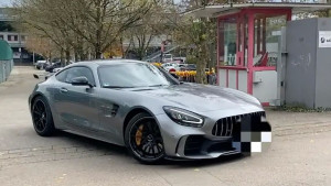 Bh. reprezentativac se počastio Mercedesom od 180.000 eura, od tada je drugi čovjek!