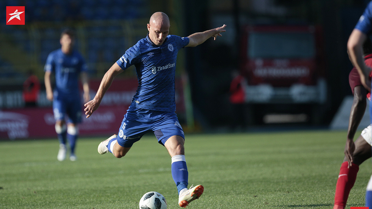 Jovan Blagojević ostaje na Grbavici? Jovan Blagojević ostaje na Grbavici?
