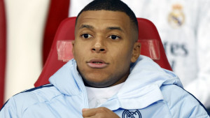 Mbappe je naizgled sretan, ali njegov saigrač otkriva: "On nema život"