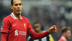Van Dijk ima tri ogromne ponude, ali on je već odlučio gdje nastavlja karijeru i to nije Liverpool!