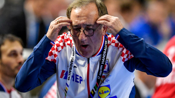 Haos na time outu Hrvatske, Červar potpuno izgubio živce: "Boli me ku*ac..."