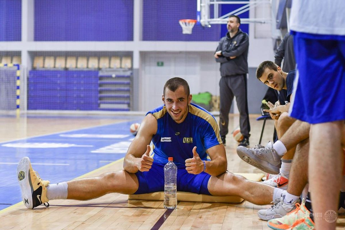 Reprezentativac BiH pokreće svoj košarkaški kamp Reprezentativac BiH pokreće svoj košarkaški kamp